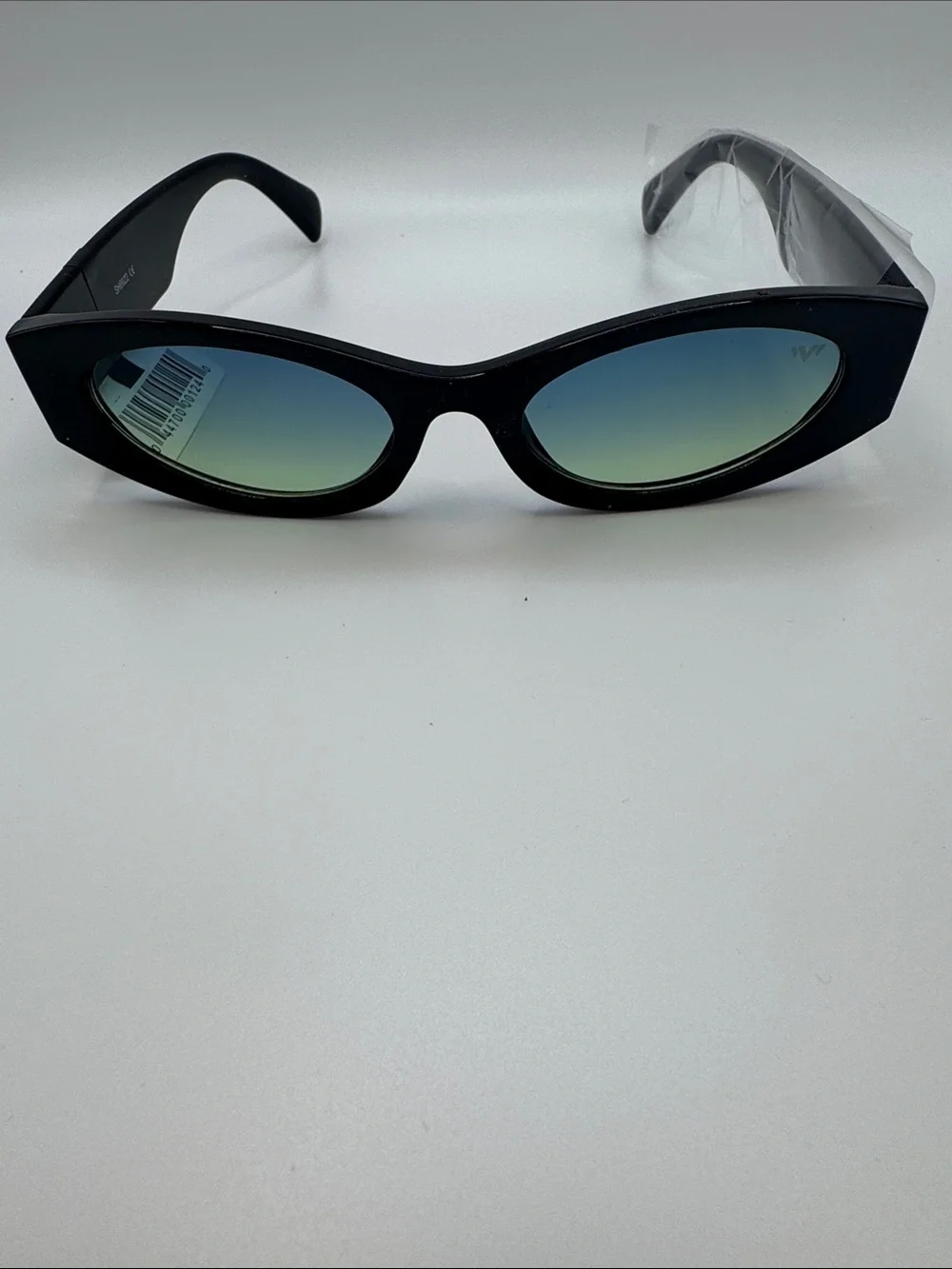 N/A stylish black